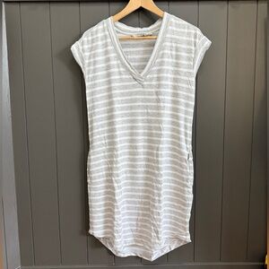 Athleta Striped Mid Dress Size Small